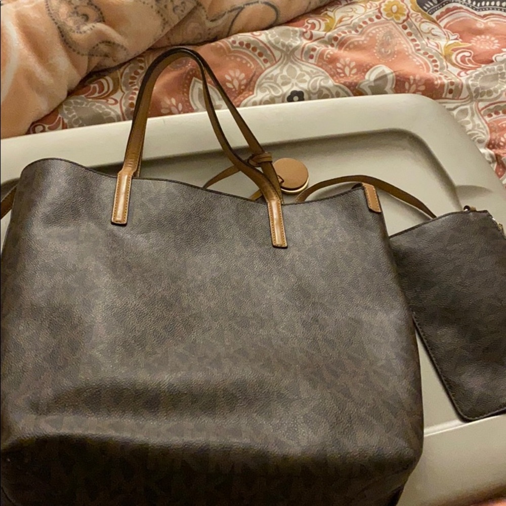 MK Tote